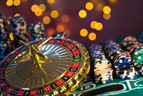 Meja live-dealer Ikan Hoki dengan dealer profesional di studio mikro4d